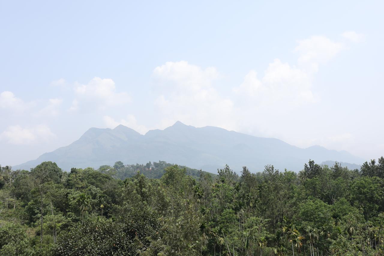 Hotel Soorya Castle Wayanad Eksteriør bilde